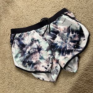 Under armor medium shorts